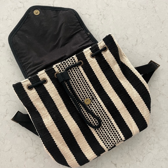 Backpack Purse - Picture 4 of 4